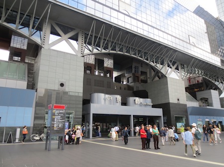 京の表玄関 京都駅ビル 古都今昔